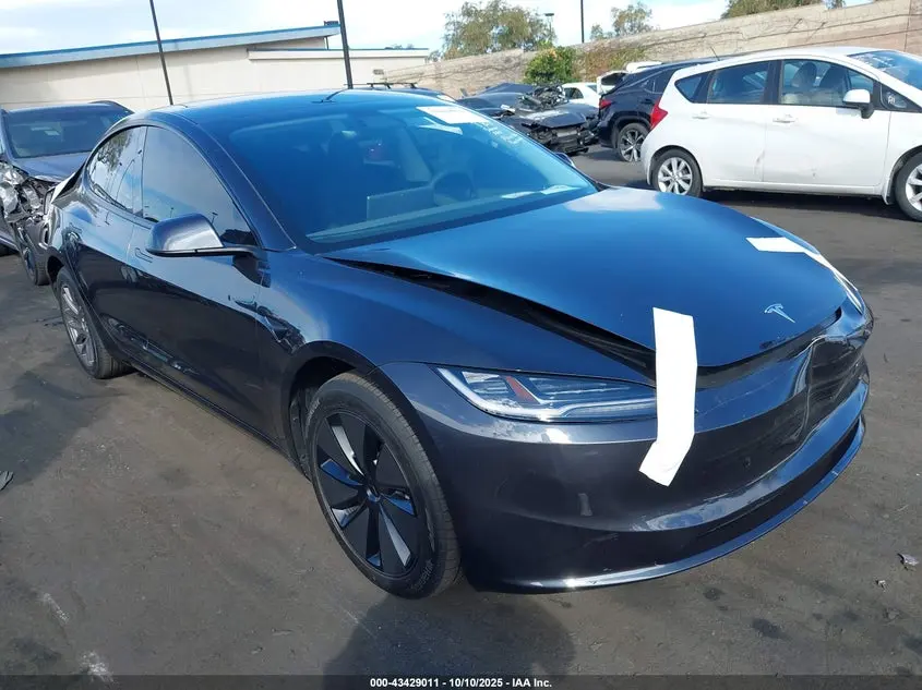 Tesla Model 3 Long Range Rear-Wheel Drive 2025