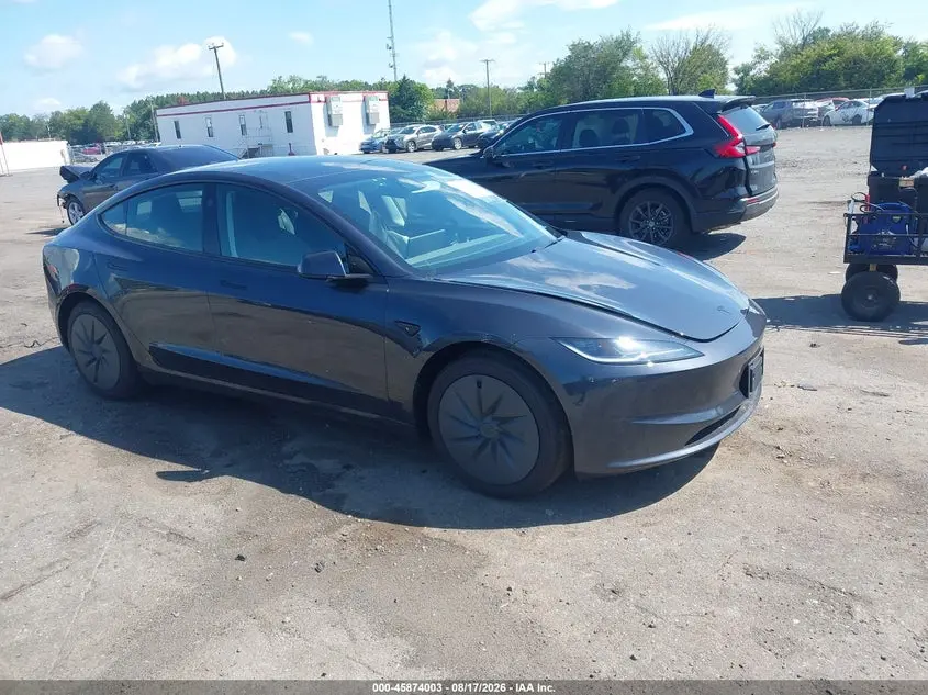 Tesla Model 3 Long Range Rear-Wheel Drive/Standard Rear-Wheel Drive 2025