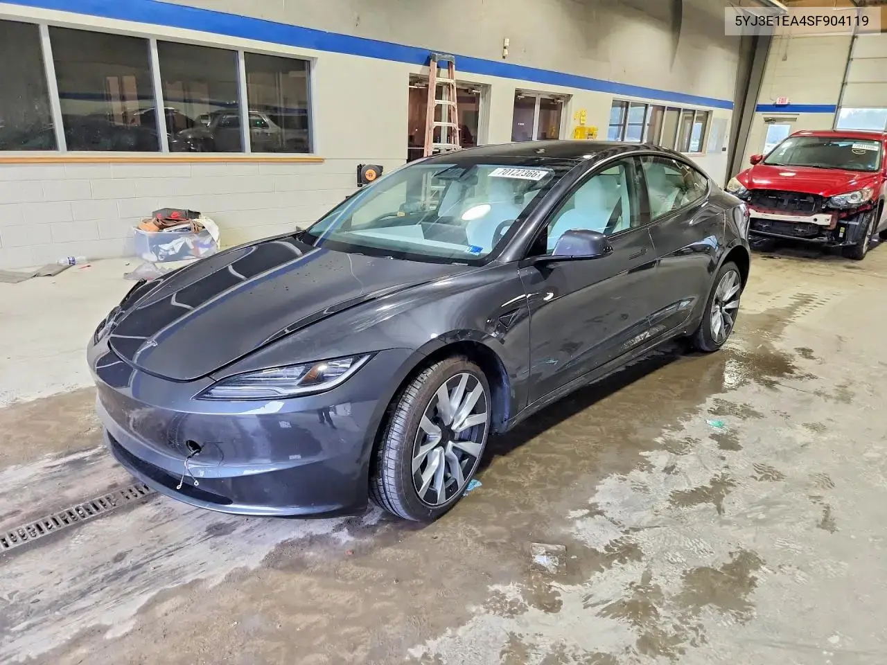 Tesla Model 3 2025
