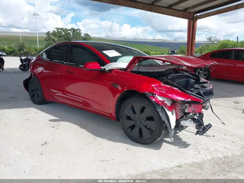 Tesla Model 3 Long Range Rear-Wheel Drive/Standard Rear-Wheel Drive 2025