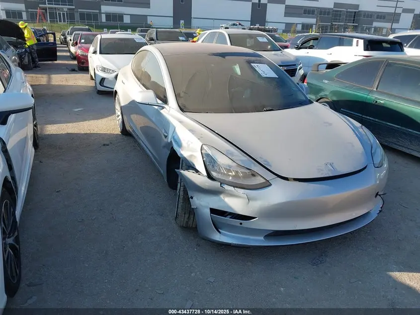 Tesla Model 3 Long Range/Mid Range 2018