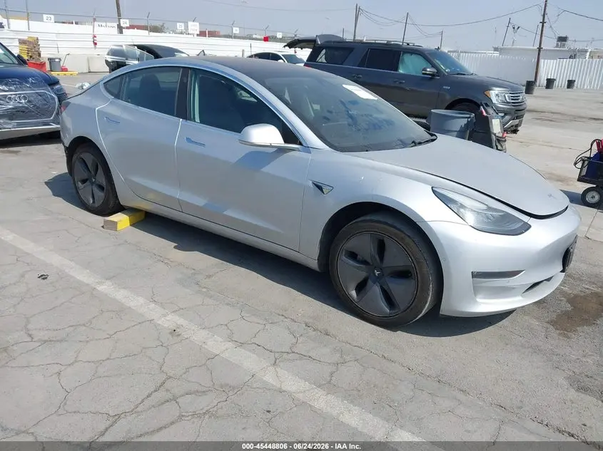 Tesla Model 3 Long Range/Mid Range 2018