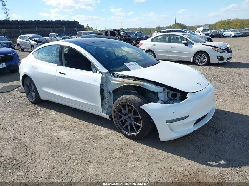 Tesla Model 3 Standard Range Plus Rear-Wheel Drive/Standard Range Rear-Wheel Drive 2020