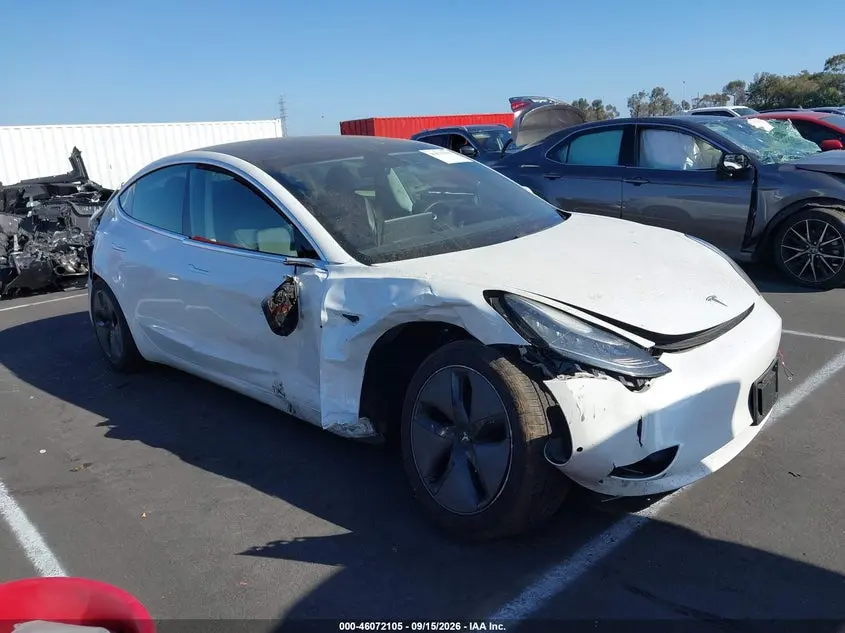 Tesla Model 3 Standard Range Plus Rear-Wheel Drive/Standard Range Rear-Wheel Drive 2020