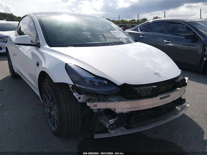Tesla Model 3 Standard Range Plus Rear-Wheel Drive 2021