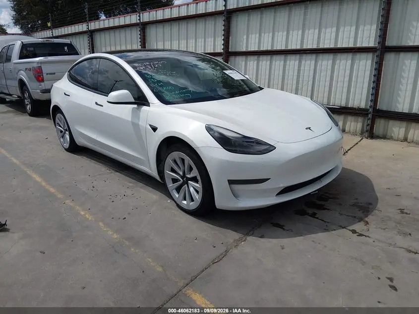 Tesla Model 3 Rear-Wheel Drive 2022
