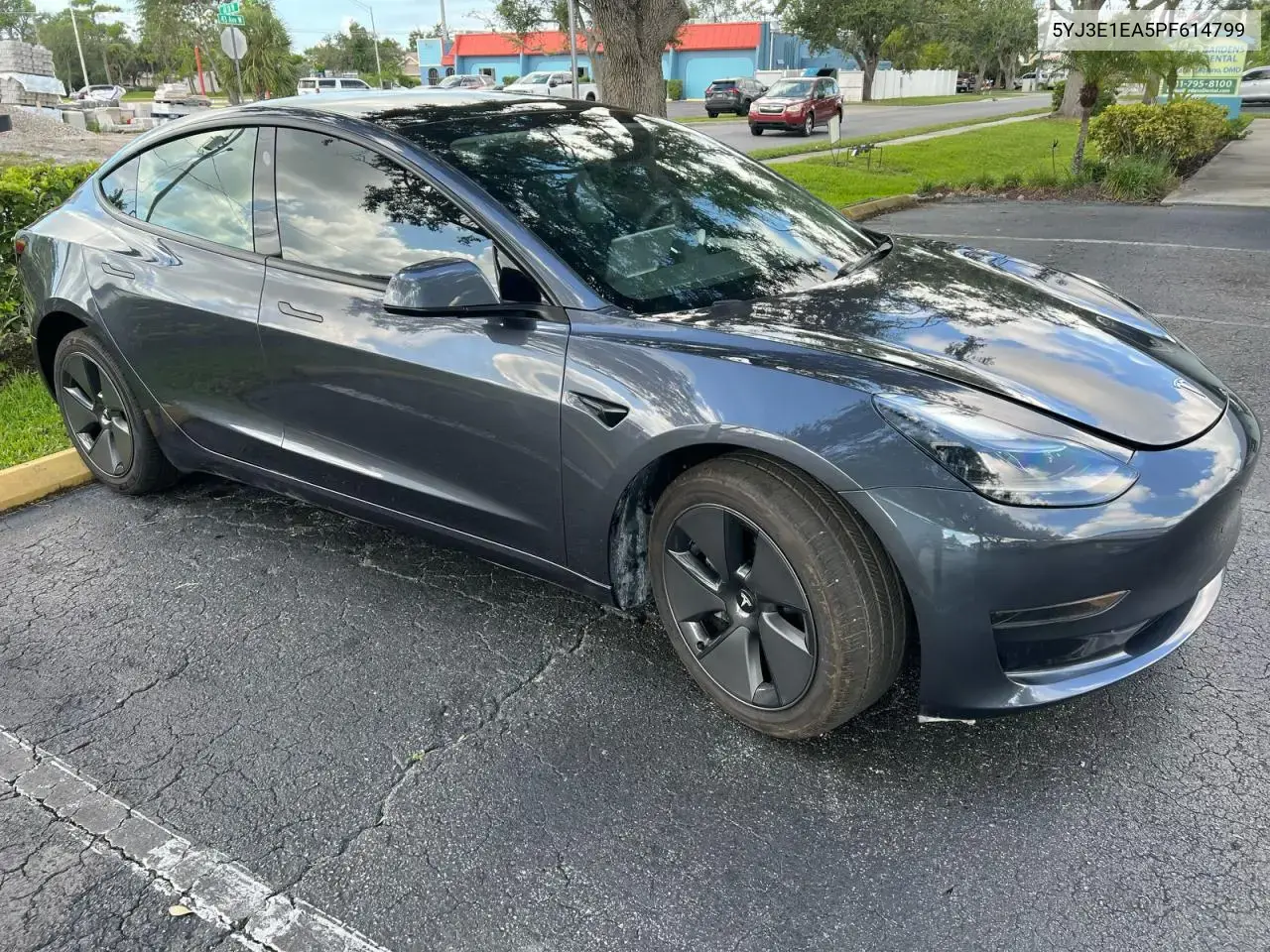 Tesla Model 3 2023