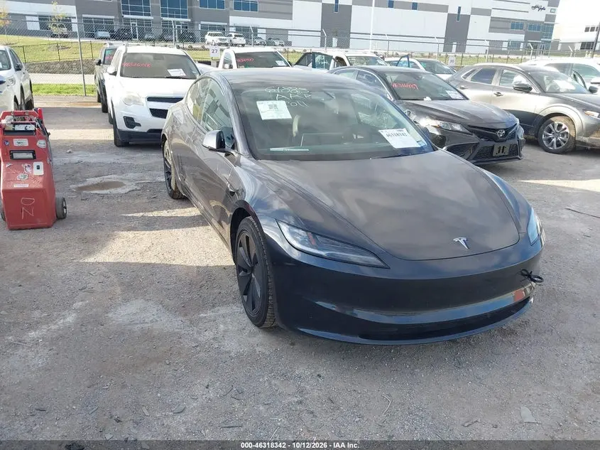 Tesla Model 3 2024