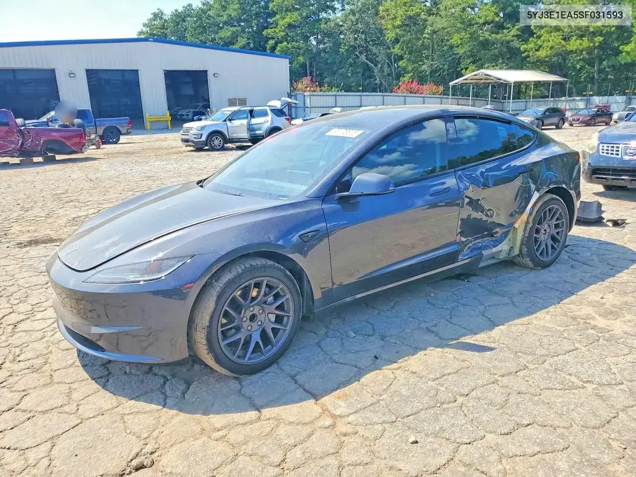 Tesla Model 3 2025