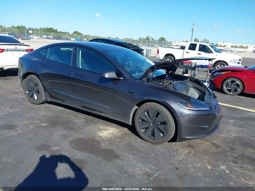 Tesla Model 3 Long Range Rear-Wheel Drive 2025