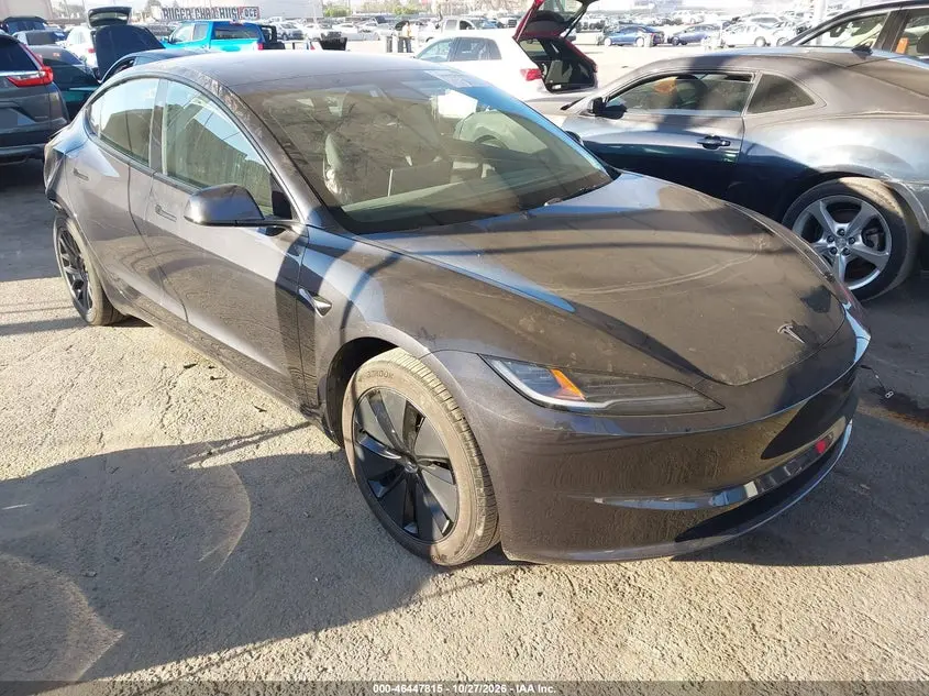 Tesla Model 3 Long Range Rear-Wheel Drive/Standard Rear-Wheel Drive 2025