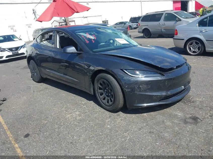 Tesla Model 3 Long Range Rear-Wheel Drive/Standard Rear-Wheel Drive 2025