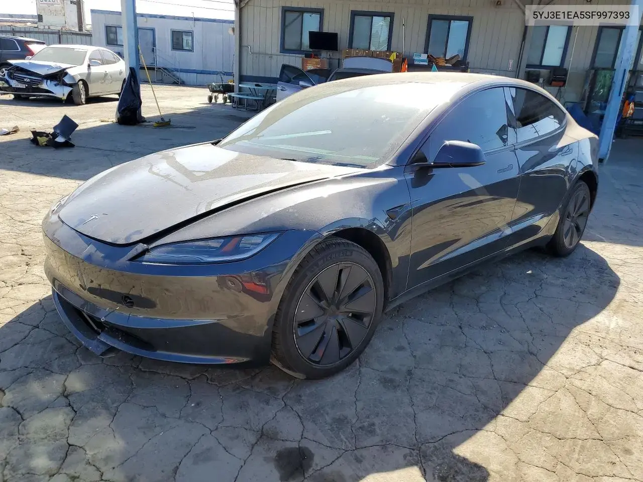 Tesla Model 3 2025