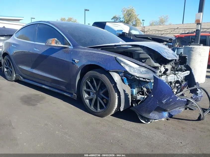 Tesla Model 3 Standard Range Plus Rear-Wheel Drive/Standard Range Rear-Wheel Drive 2020
