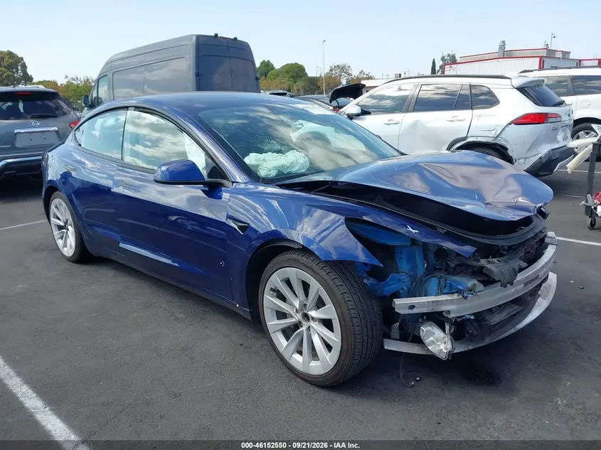 Tesla Model 3 Rear-Wheel Drive 2022