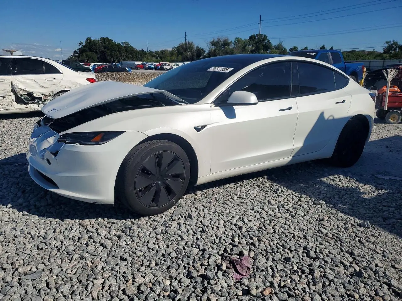 Tesla Model 3 2024