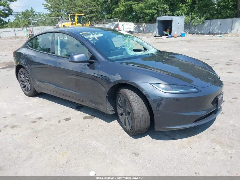 Tesla Model 3 Long Range Rear-Wheel Drive/Standard Rear-Wheel Drive 2025