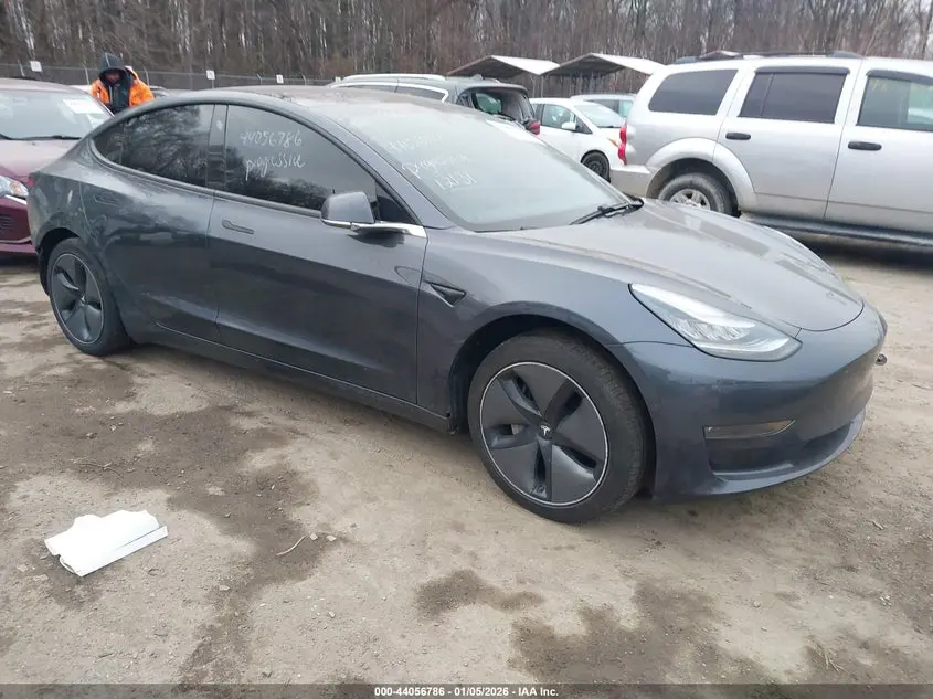 Tesla Model 3 Long Range/Mid Range 2018