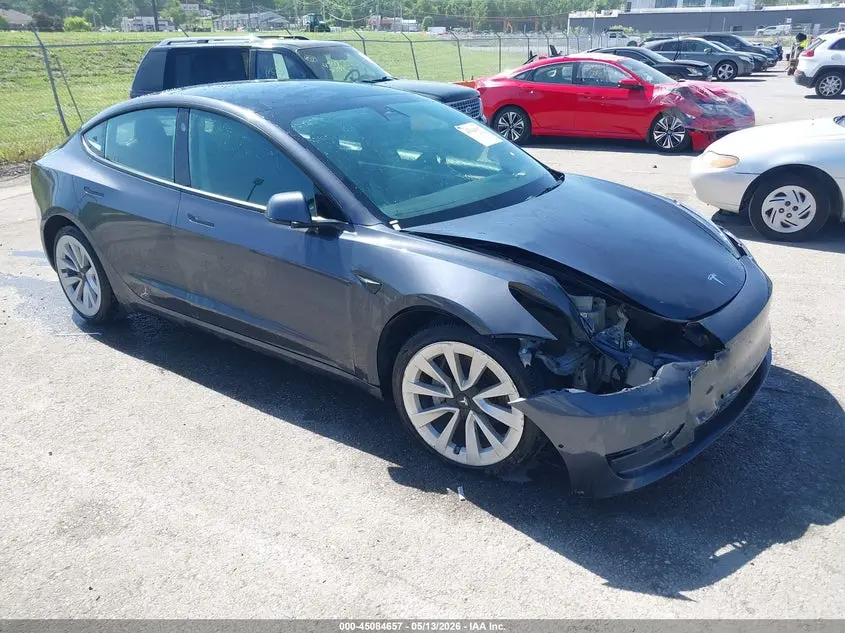 Tesla Model 3 Rear-Wheel Drive 2022