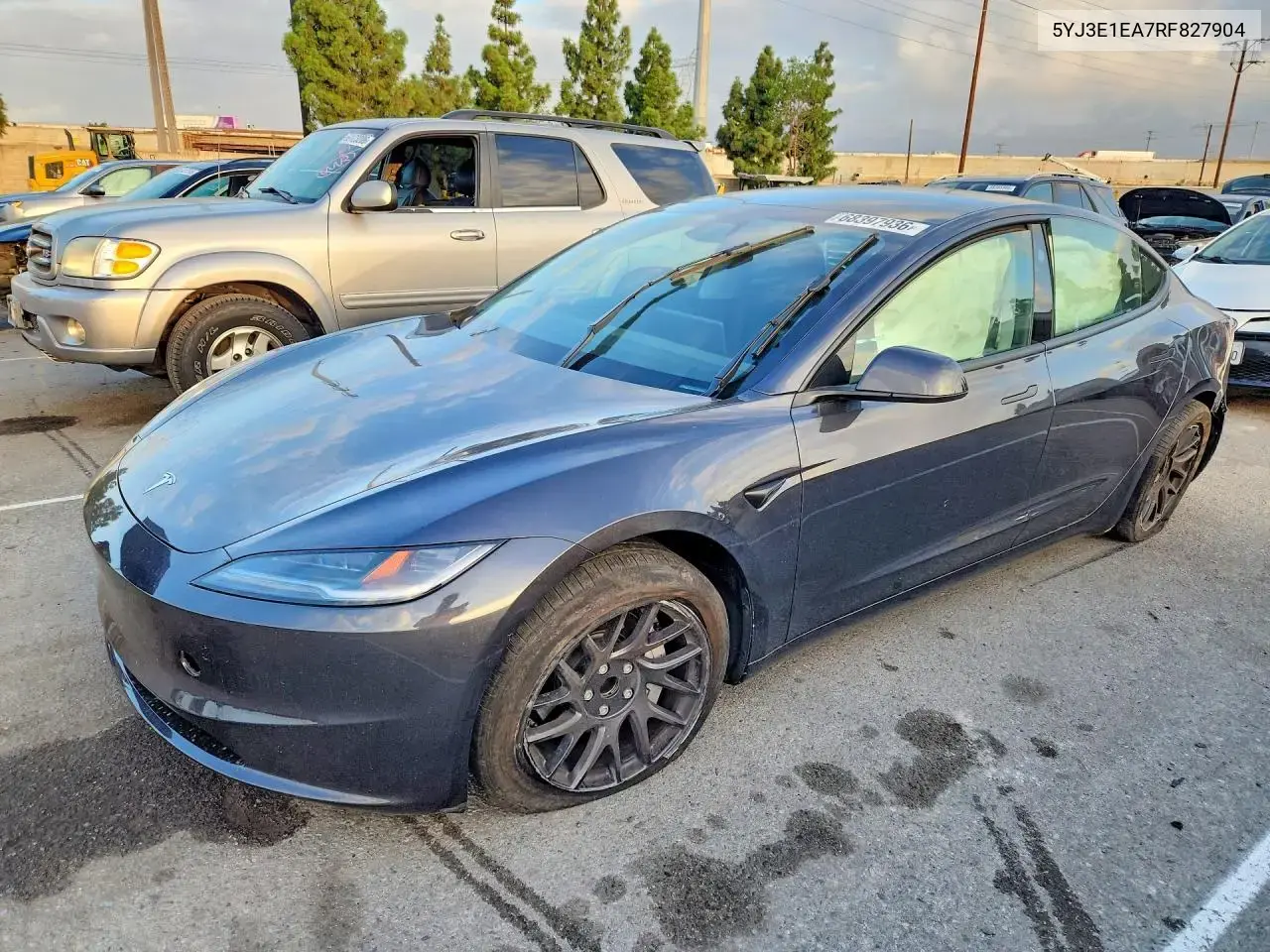 Tesla Model 3 2024