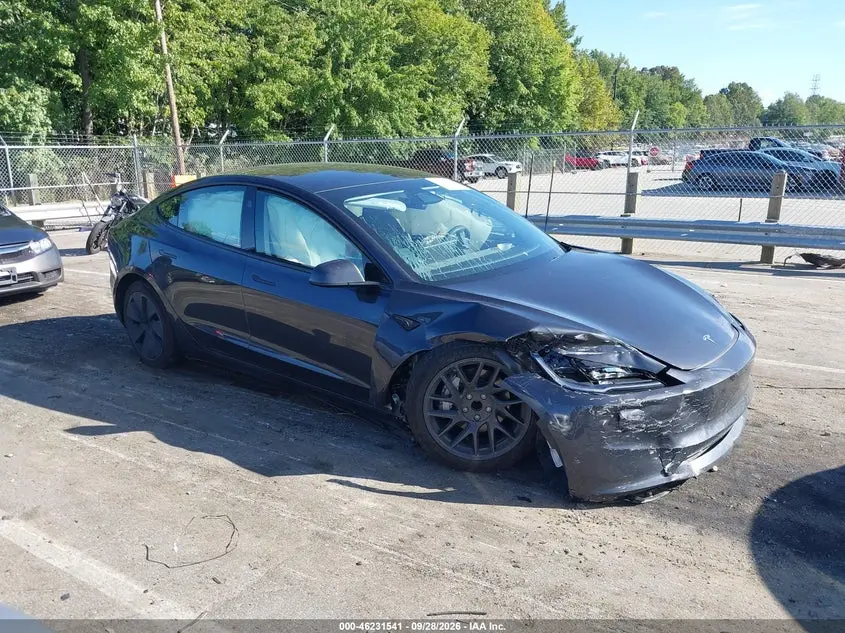 Tesla Model 3 Long Range Rear-Wheel Drive/Standard Rear-Wheel Drive 2025