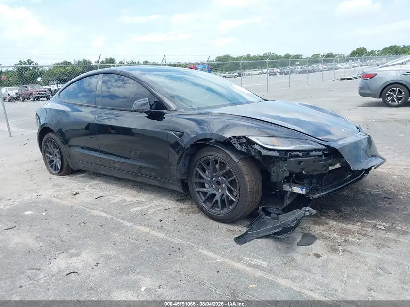 Tesla Model 3 Long Range Rear-Wheel Drive/Standard Rear-Wheel Drive 2025