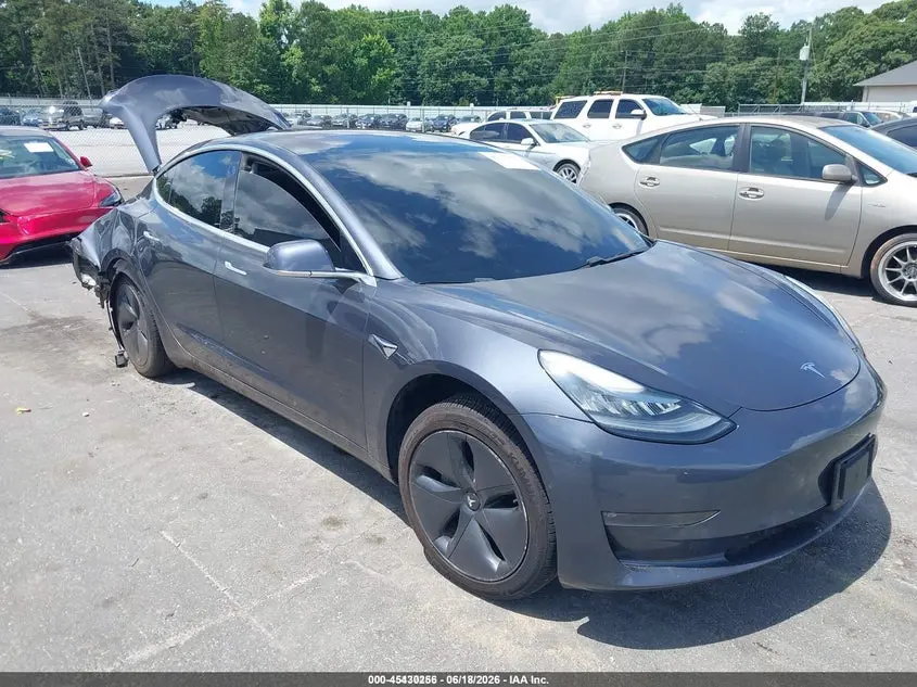Tesla Model 3 2018