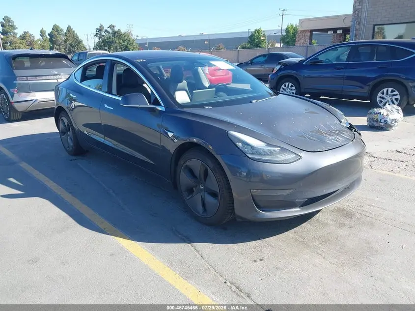 Tesla Model 3 2018