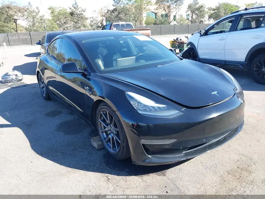 Tesla Model 3 Long Range/Mid Range 2018