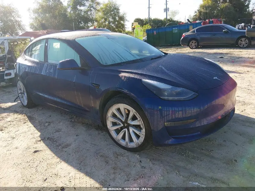 Tesla Model 3 Rear-Wheel Drive 2022