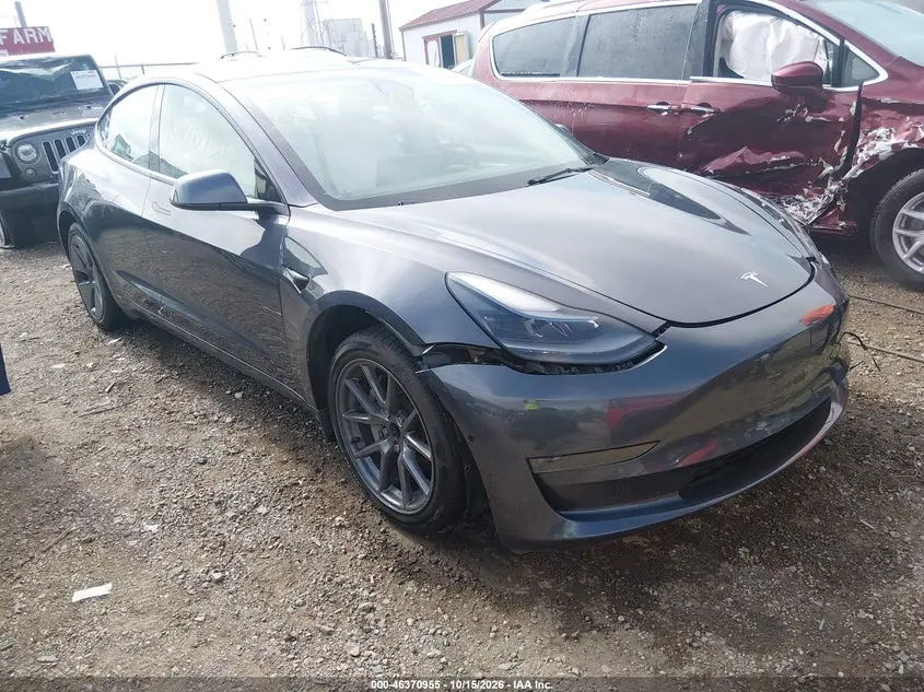 Tesla Model 3 Rear-Wheel Drive 2022