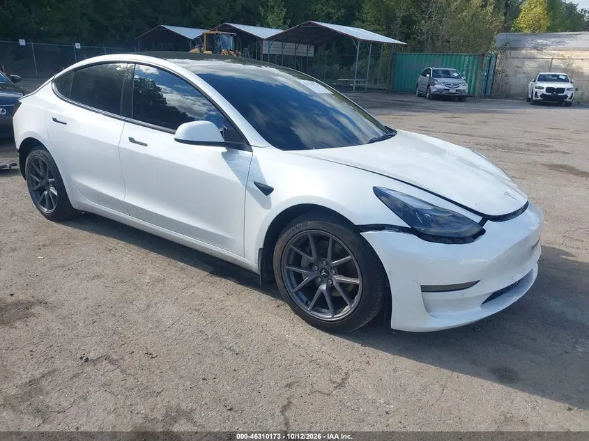 Tesla Model 3 Rear-Wheel Drive 2022