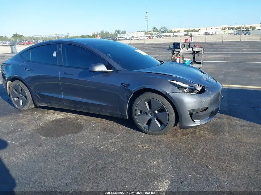 Tesla Model 3 Rear-Wheel Drive 2023