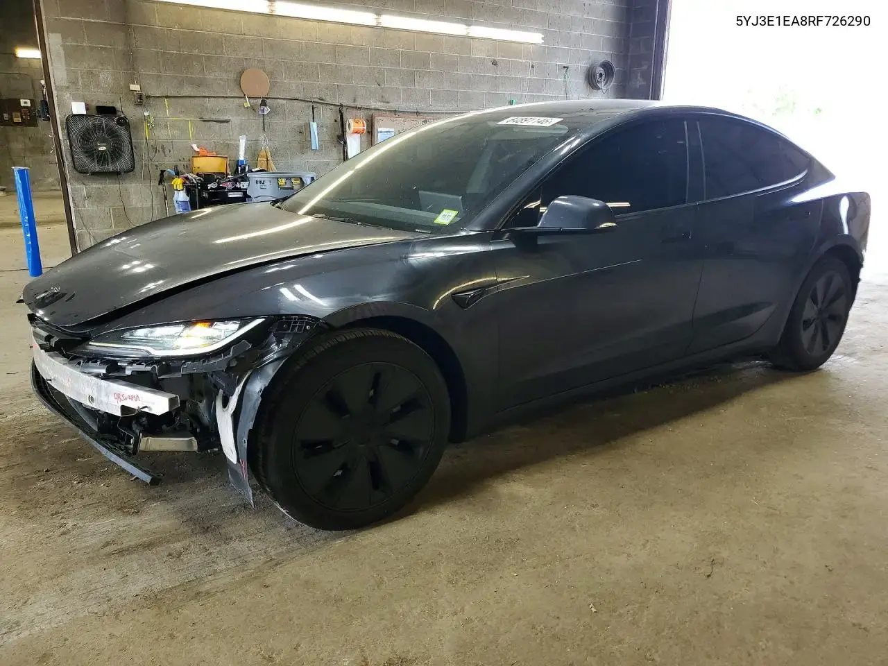 Tesla Model 3 2024