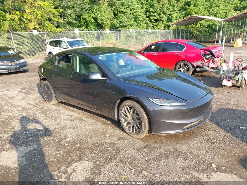 Tesla Model 3 Long Range Dual Motor All-Wheel Drive/Rear-Wheel Drive 2024