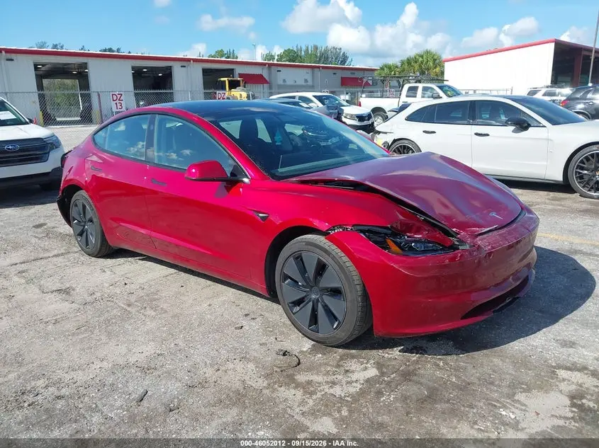 Tesla Model 3 Long Range Rear-Wheel Drive/Standard Rear-Wheel Drive 2025