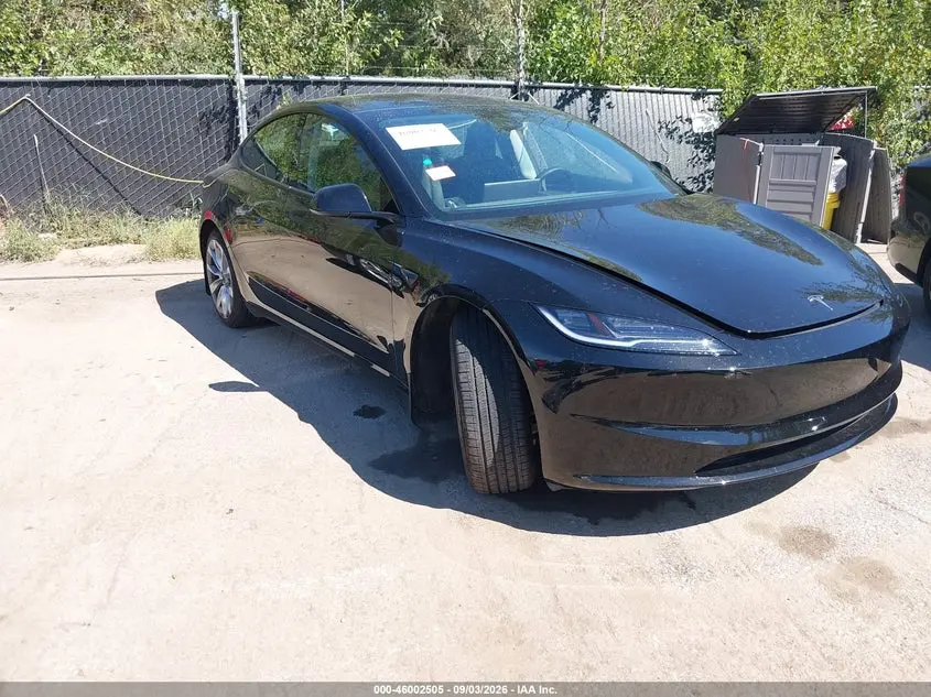 Tesla Model 3 Long Range Rear-Wheel Drive/Standard Rear-Wheel Drive 2025