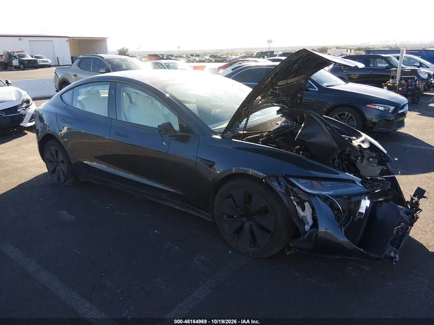 Tesla Model 3 Long Range Rear-Wheel Drive/Standard Rear-Wheel Drive 2025