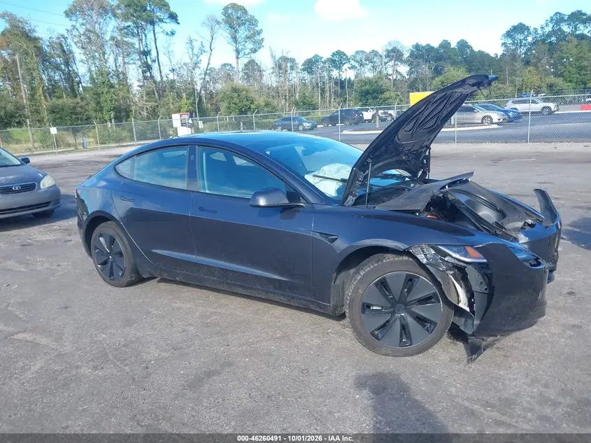 Tesla Model 3 Long Range Rear-Wheel Drive/Standard Rear-Wheel Drive 2025