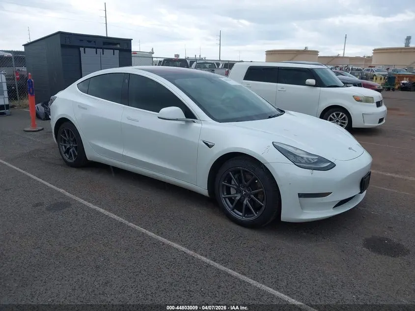 Tesla Model 3 Long Range/Mid Range 2018