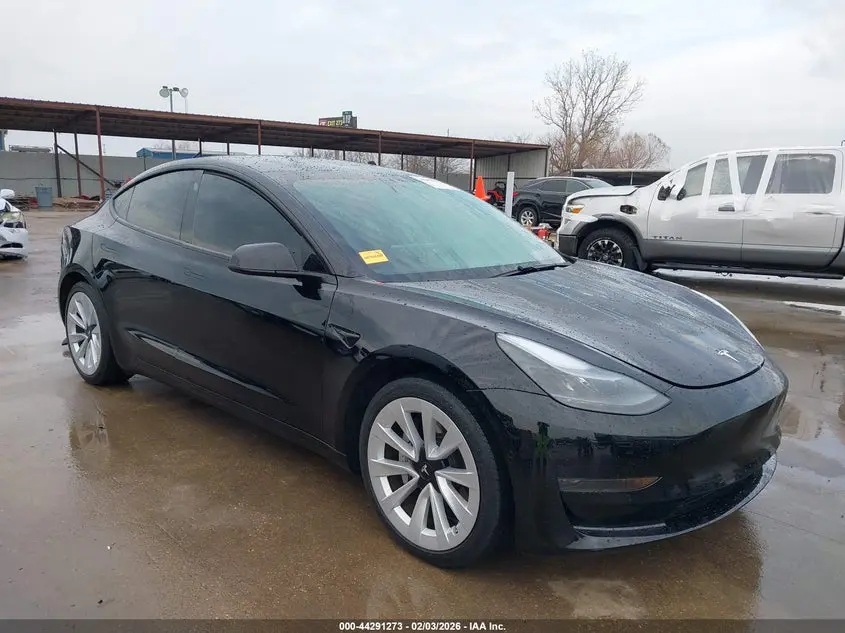 Tesla Model 3 Standard Range Plus Rear-Wheel Drive 2021