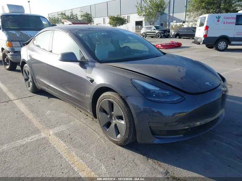 Tesla Model 3 Rear-Wheel Drive 2022