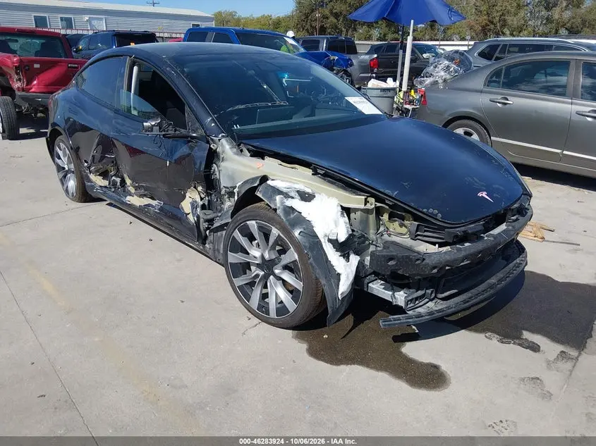 Tesla Model 3 Long Range Dual Motor All-Wheel Drive/Rear-Wheel Drive 2024