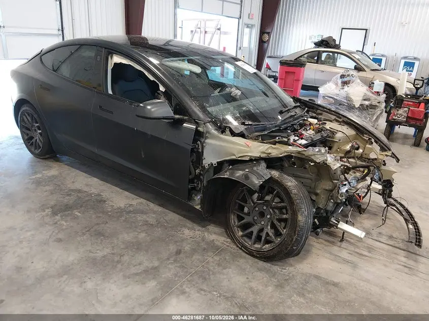 Tesla Model 3 Long Range Dual Motor Rear-Wheel Drive/Rear-Wheel Drive 2024