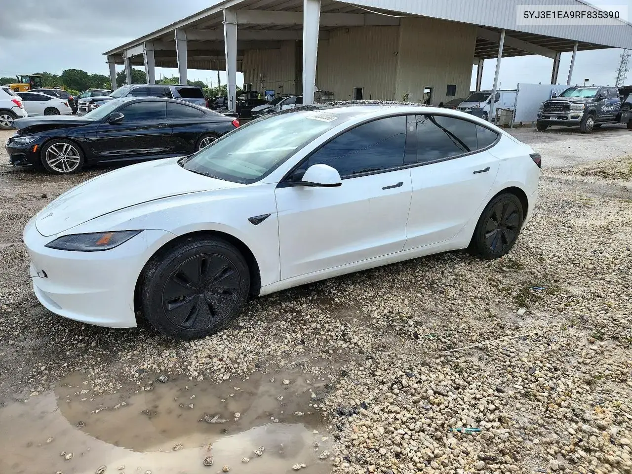 Tesla Model 3 2024