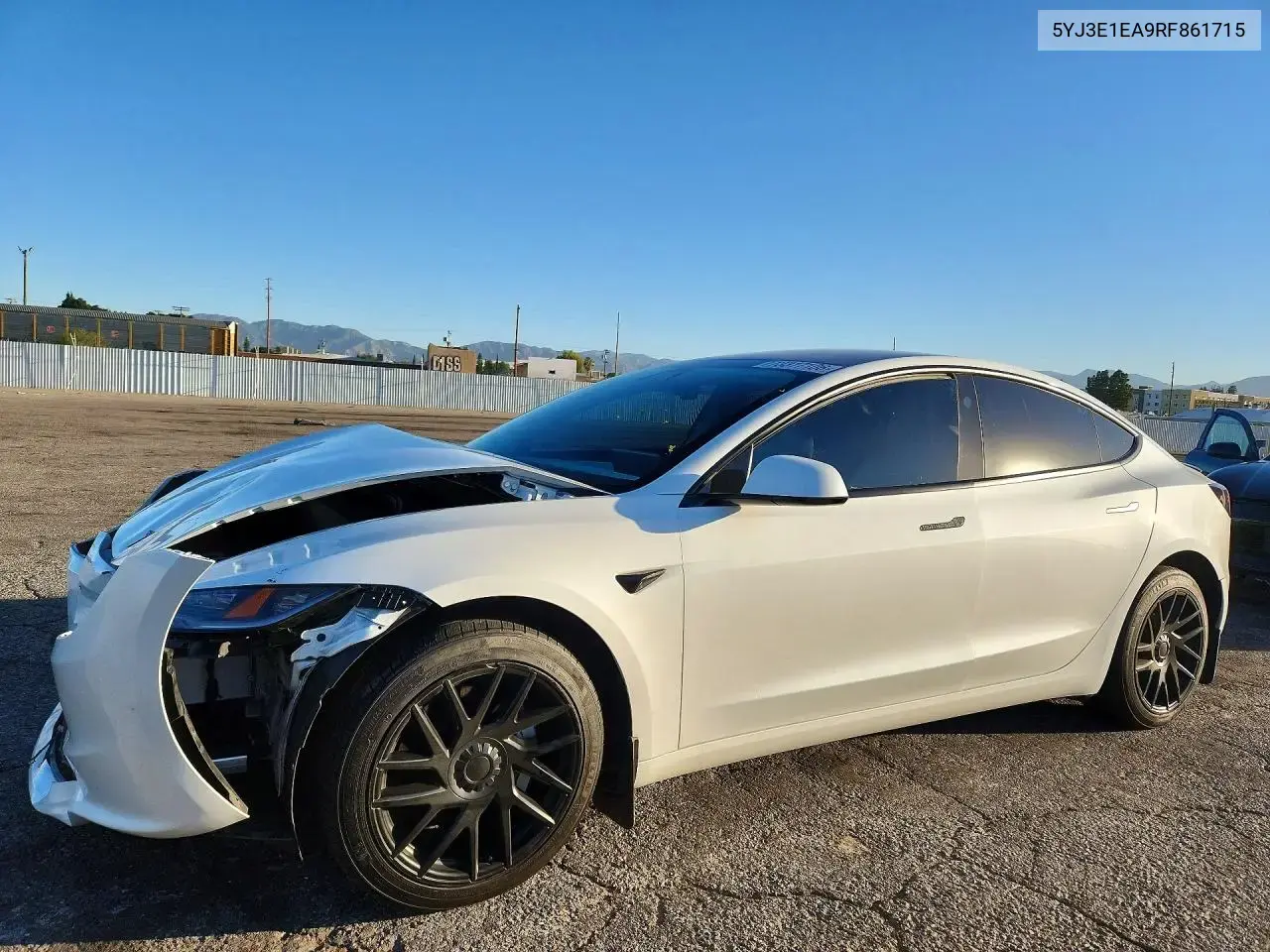 Tesla Model 3 2024