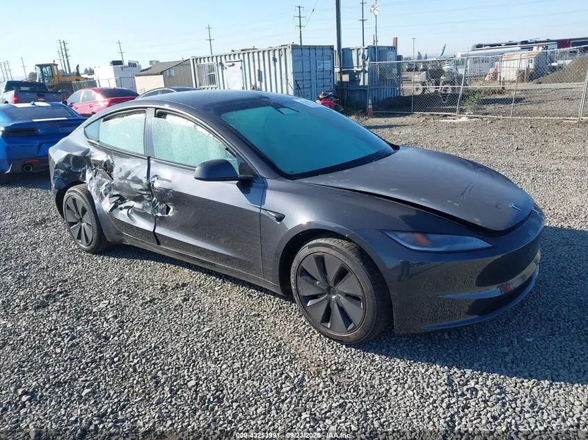 Tesla Model 3 Long Range Rear-Wheel Drive 2025