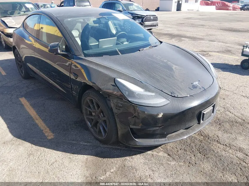 Tesla Model 3 Premium Rear-Wheel Drive/Standard Rear-Wheel Drive 2026