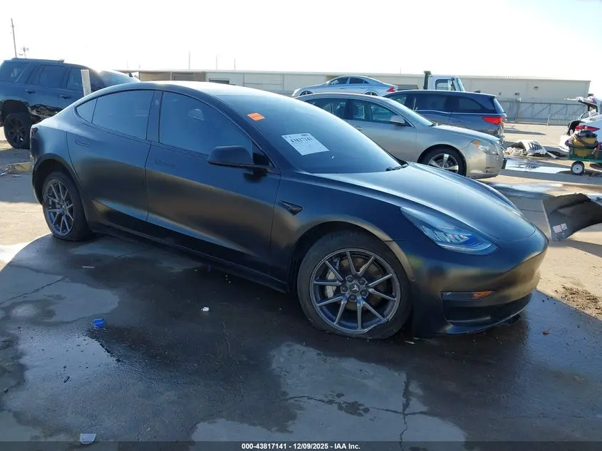 Tesla Model 3 Standard Range Plus Rear-Wheel Drive/Standard Range Rear-Wheel Drive 2020