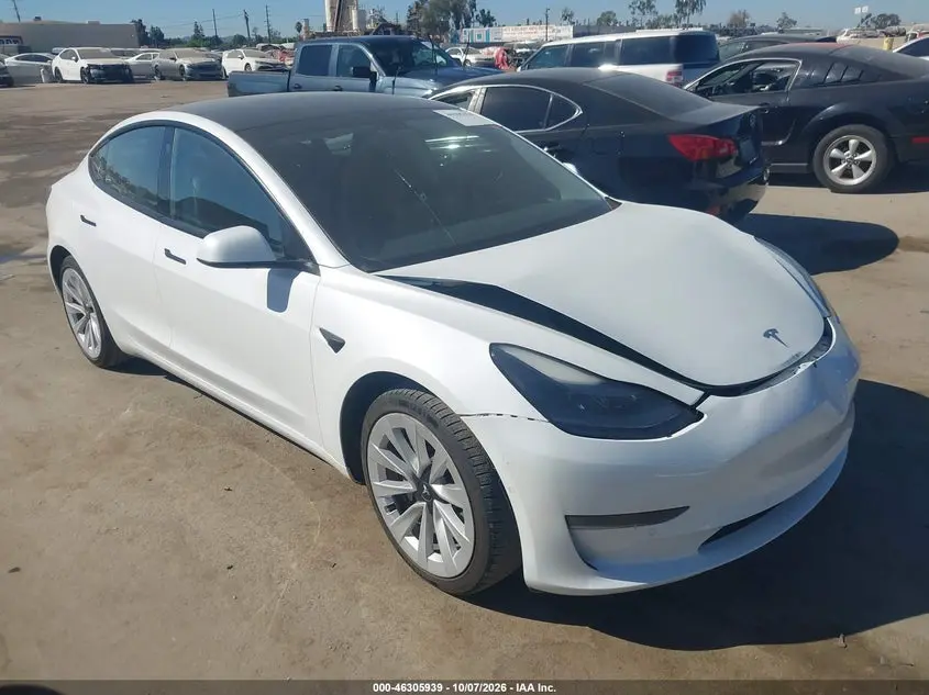 Tesla Model 3 Standard Range Plus Rear-Wheel Drive 2021